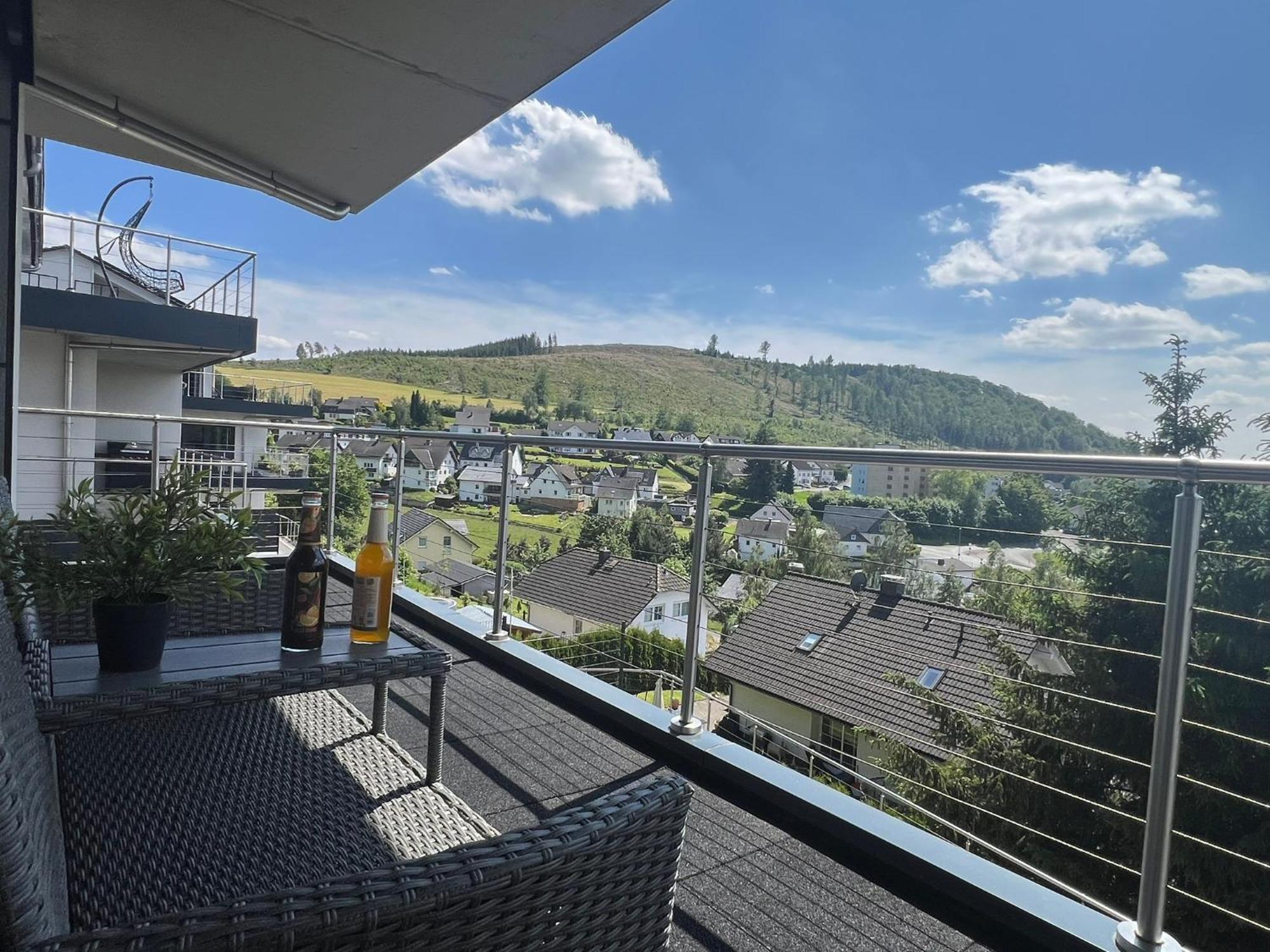Stylische Wohnung, Toller Ausblick Selbst-check-in